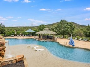 204 Maxwell WAY 39, Austin TX 78738