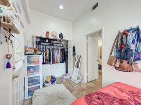 712 Graham PL 101, Austin TX 78705