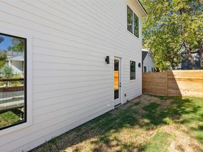 2001 Rountree DR 2, Austin TX 78722