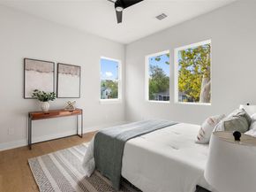 2001 Rountree DR 2, Austin TX 78722