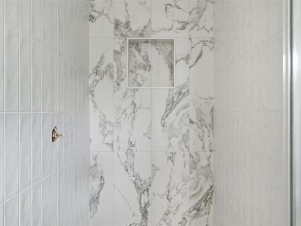 2001 Rountree DR 2, Austin TX 78722