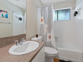 1910 Woodland Ave, Austin TX 78741