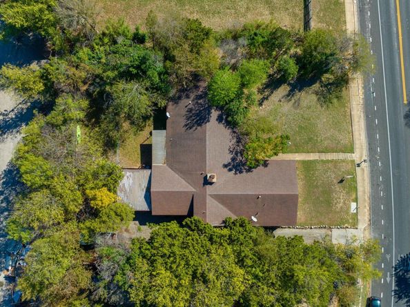 1910 Woodland Ave, Austin TX 78741