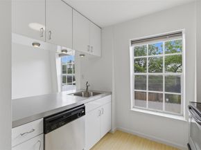 300 Crockett ST 315, Austin TX 78704