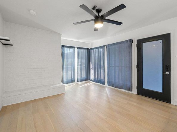 909 Reinli ST 102, Austin TX 78751