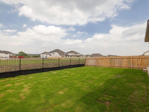 528 Palatino BND, Liberty Hill TX 78642