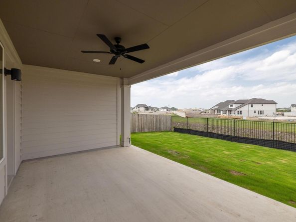 528 Palatino BND, Liberty Hill TX 78642