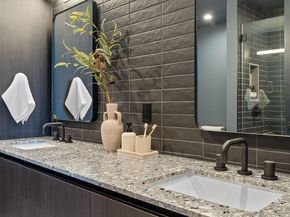 84 East Ave 1903, Austin TX 78701