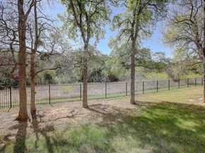 129 Hollytree CT, Georgetown TX 78628