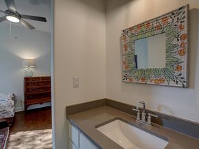 129 Hollytree CT, Georgetown TX 78628