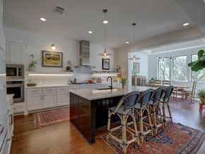129 Hollytree CT, Georgetown TX 78628
