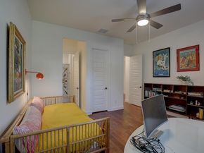 129 Hollytree CT, Georgetown TX 78628