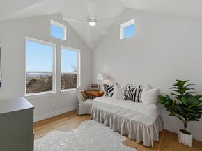 501 Alva DR, Briarcliff TX 78669