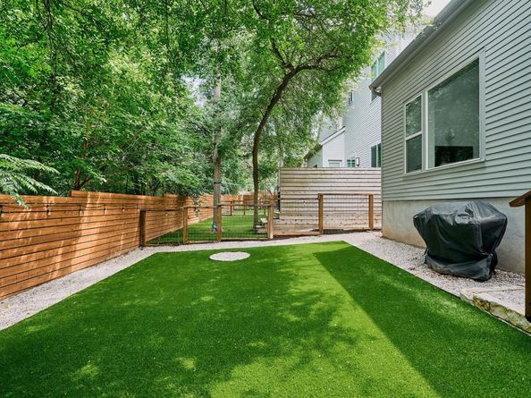 3001 Del Curto RD 14, Austin TX 78704