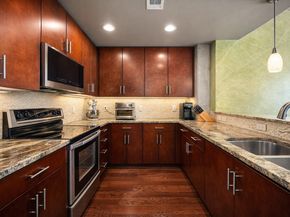 360 Nueces ST 2509, Austin TX 78701