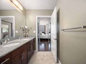 360 Nueces ST 2509, Austin TX 78701