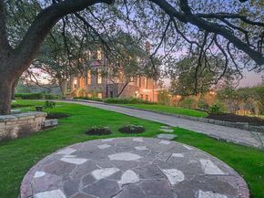 400 Academy DR, Austin TX 78704