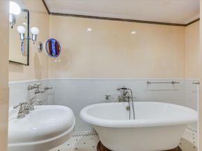 400 Academy DR, Austin TX 78704