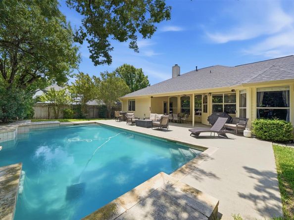 4022 Honey Bear LOOP, Round Rock TX 78681