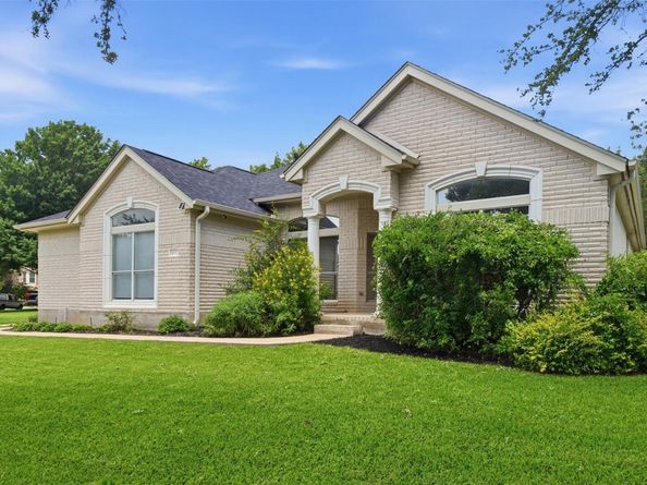 4022 Honey Bear LOOP, Round Rock TX 78681