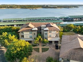 6704 Lantern View DR 202, Jonestown TX 78645