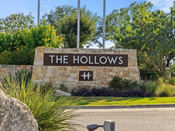 6704 Lantern View DR 202, Jonestown TX 78645