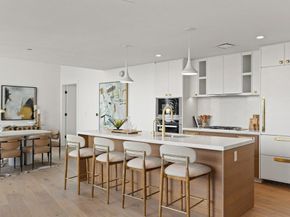 70 Rainey ST 2208, Austin TX 78701
