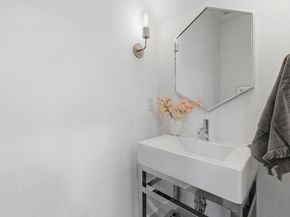 2411 Santa Rosa ST A, Austin TX 78702