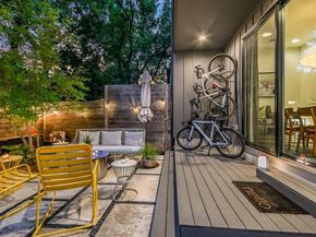 2411 Santa Rosa ST A, Austin TX 78702