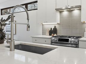 2411 Santa Rosa ST A, Austin TX 78702