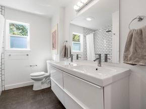 7404 Charlton DR, Austin TX 78723