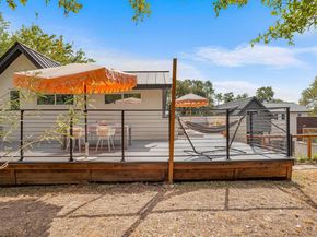 2812 Oak Springs DR 2, Austin TX 78702