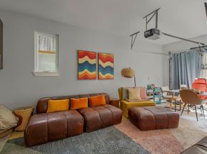 2812 Oak Springs DR 2, Austin TX 78702