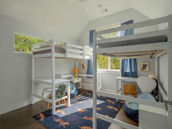 2812 Oak Springs DR 2, Austin TX 78702