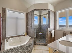 14020 Lake View DR, Austin TX 78732