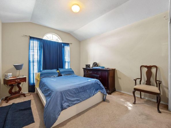 1906 W Pflugerville PKWY, Round Rock TX 78664