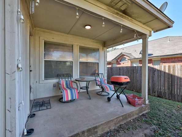 1906 W Pflugerville PKWY, Round Rock TX 78664