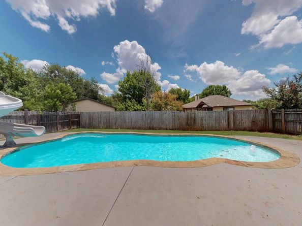 2403 Willow WAY, Round Rock TX 78664