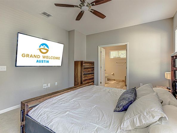 4809 Bolm RD, Austin TX 78702