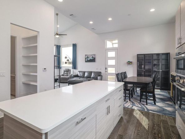 7301 Cordoba DR, Austin TX 78724