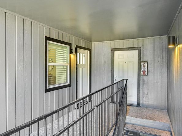 3703 Harmon Ave 206, Austin TX 78705