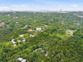 1004 Jousting PL, Austin TX 78746