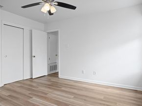 2908 Whisper Oaks LN, Georgetown TX 78628