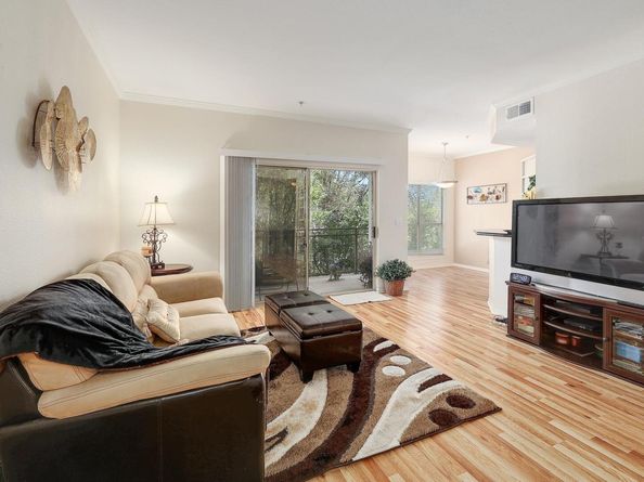 6000 Shepherd Mountain CV 807, Austin TX 78730