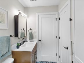 1408 Valleyridge DR A & B, Austin TX 78704