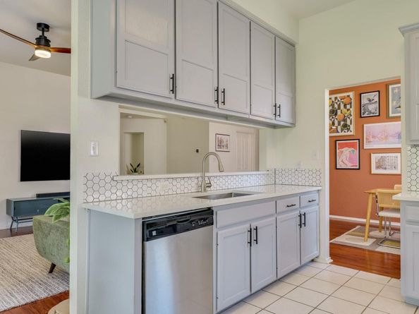 300 N Rainbow Bridge DR, Cedar Park TX 78613