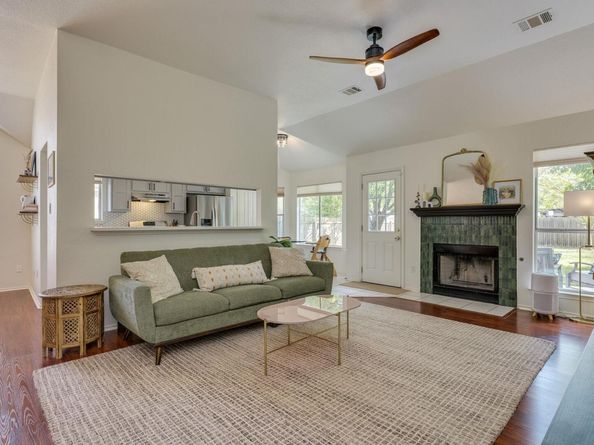 300 N Rainbow Bridge DR, Cedar Park TX 78613