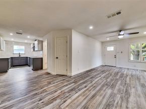 6807 Trendal LN, Austin TX 78744