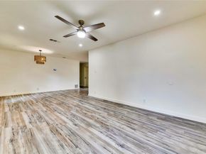 6807 Trendal LN, Austin TX 78744