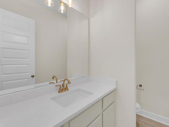 180 Montecilo DR, Liberty Hill TX 78642